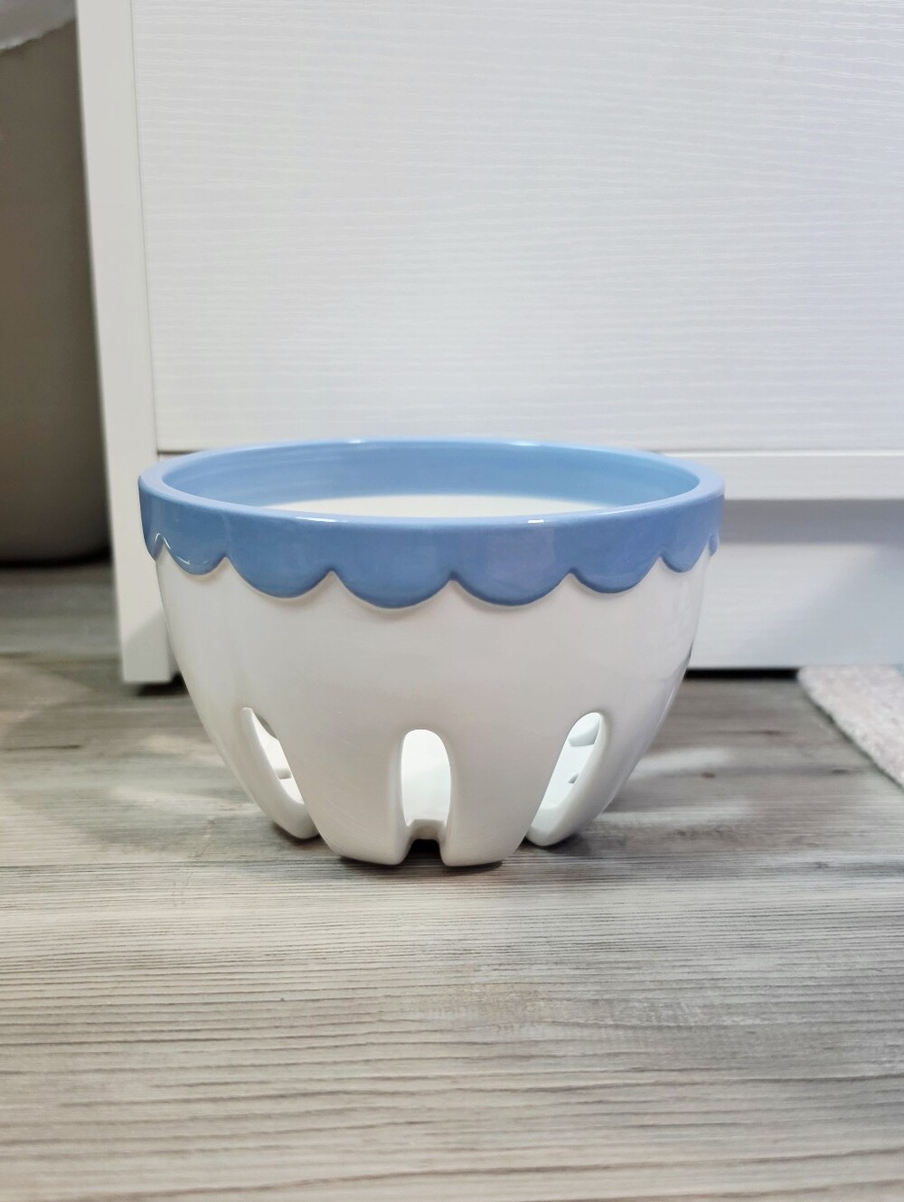 Target Bullseye Playground Summer 2026 Novelty Ceramic Vessel - Blue & White